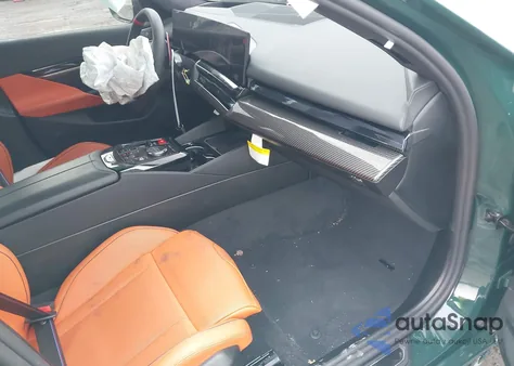 2026 BMW M5 из США, поврежденный, VIN WBS83FK05TCW09929